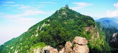 雄偉王屋山
