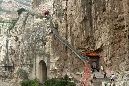 佛、道、儒三教合一的寺廟——懸空寺