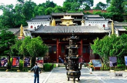 顯通寺