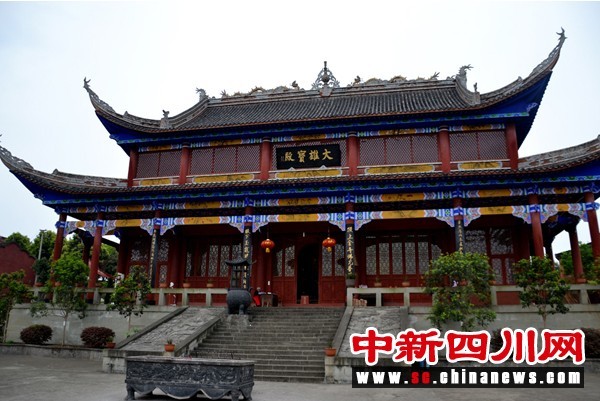 修葺後的普照寺
