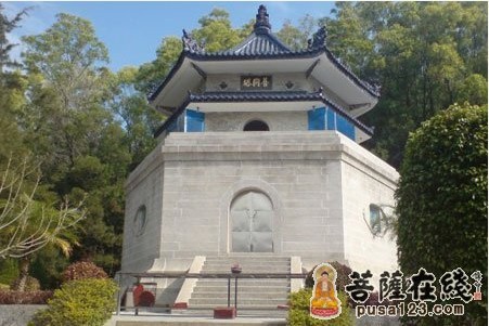 古塔