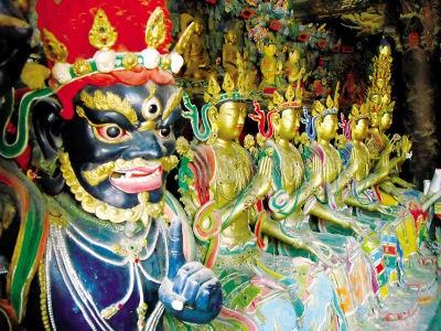 感恩寺雕塑