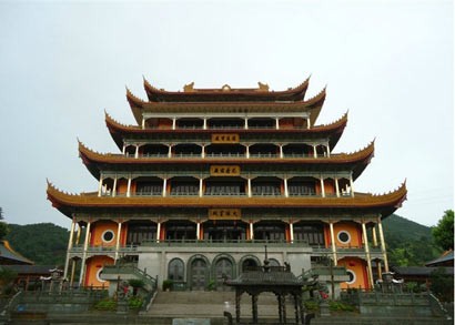 黃巖廣化禅寺玉佛殿