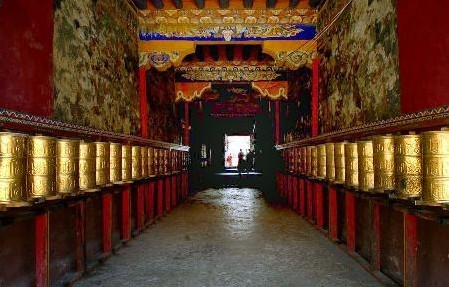 薩迦寺