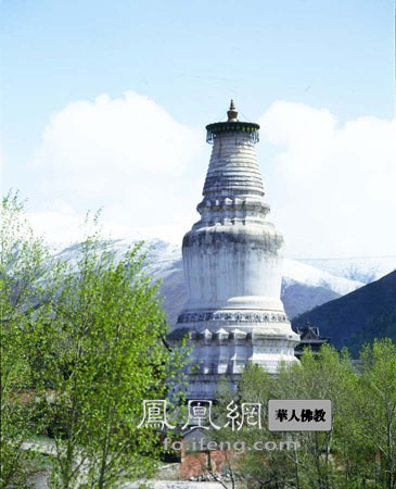 五台山塔院寺捨利塔