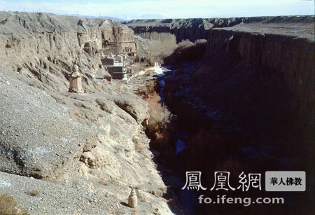 安西榆林窟外景 