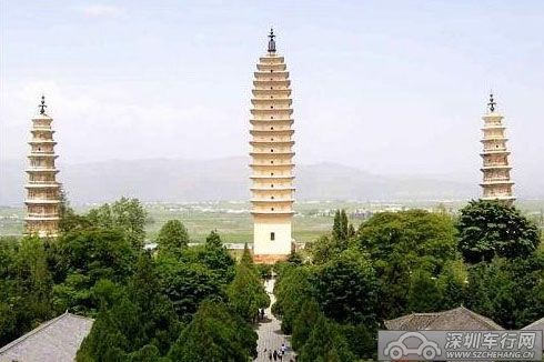 最古老最雄偉大理三塔