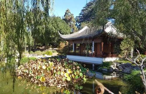東側水榭（愛蓮榭和碧照塘）