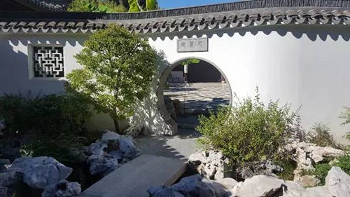 進門後第一個內庭院