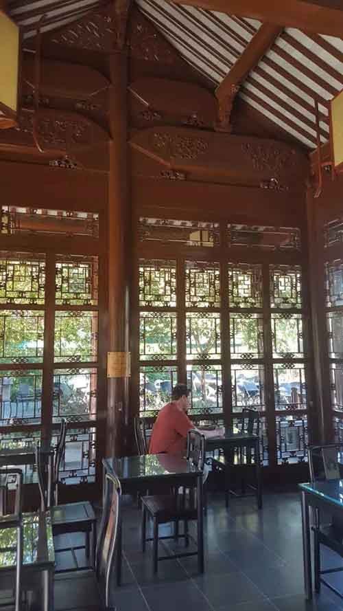 玉茗堂邊貼穿斗式木構架（扁作梁） 
