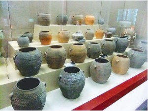 閩越王城出土文物展品琳琅滿目