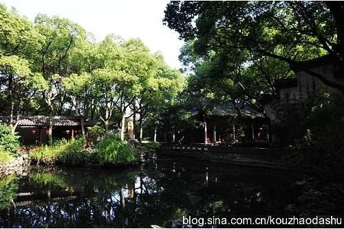 樓前有天一池，蓄水以防火