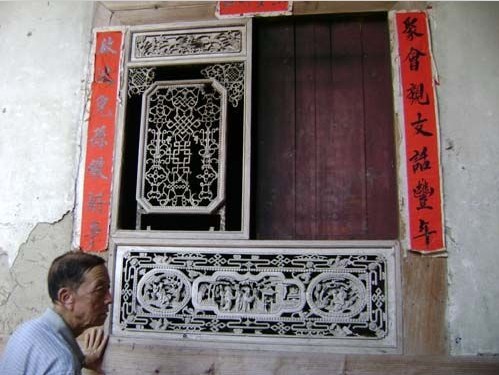 精美的門窗雕刻