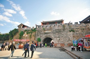 始建於明代的會理北門城樓