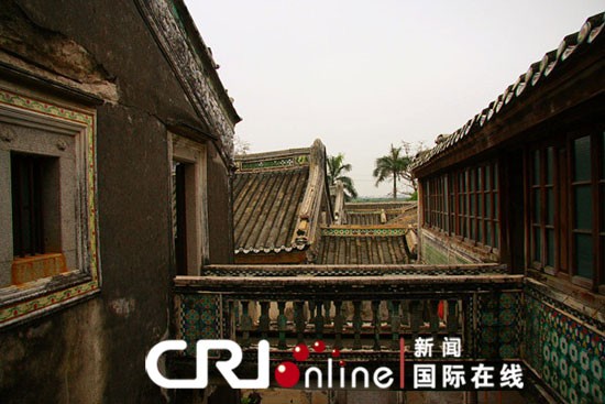 宅子之間的通廊天橋
