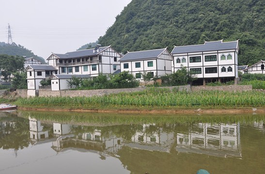 虎山彝寨村民的農家樂住處