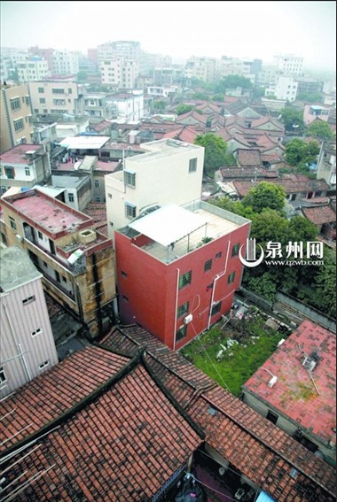 新垵紅磚厝建築群周邊環境雜亂