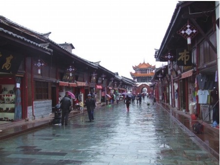 雨中的會理古城