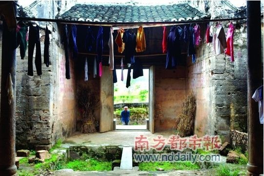 許多原住民仍然住在這裡
