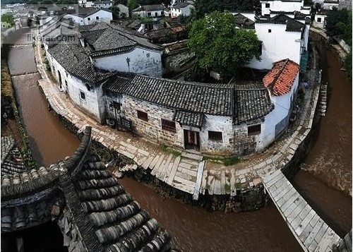 查濟全貌