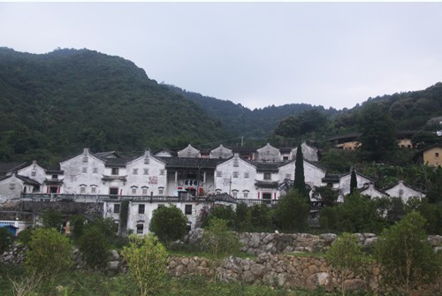 橋溪村