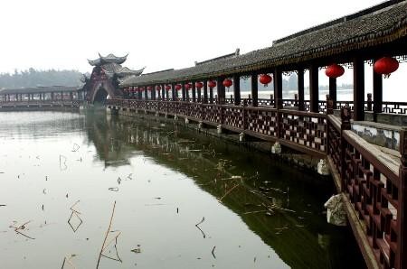 水上長廊