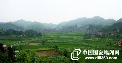 沉寂了千年的古村