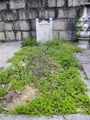 古墓