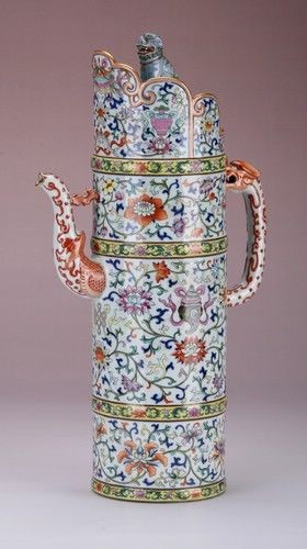 清乾隆 粉彩多穆壺