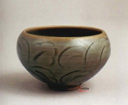 耀州窯青釉刻花缽(北宋)