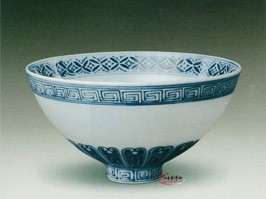 景德鎮,青花雞心高足碗(明)