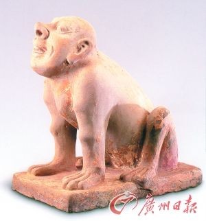 彩繪人面鎮墓獸