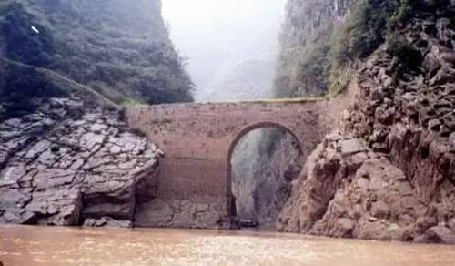 無奪橋 