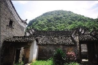 湖南江華寶鏡山莊
