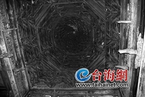 這樣的漩渦藻井，在閩西古建築中並不多見