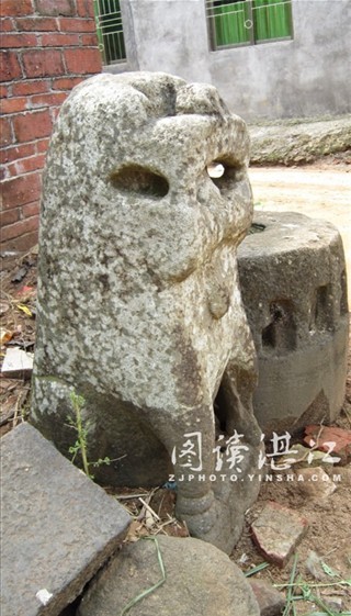 大石狗