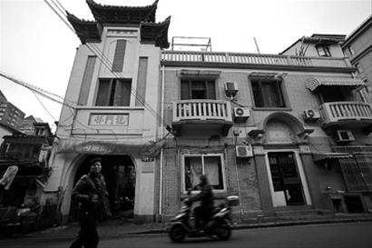 龍門村是老西門混合多種建築風格的老式社區