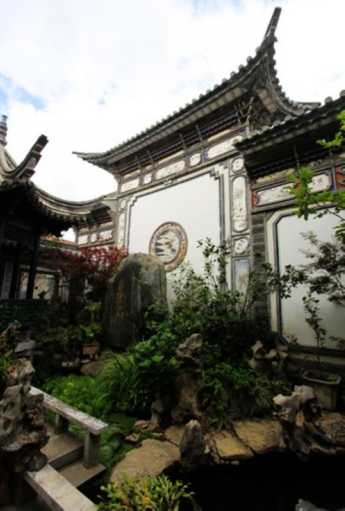 探訪 白族 建築大師 張建春 老宅 建築中國網