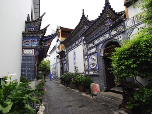 探訪 白族 建築大師 張建春 老宅 建築中國網