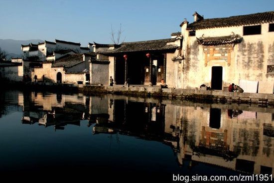 徽式建築映襯著古色古香之情