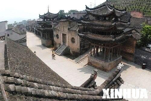 這是古鎮“清代一條街”（新華社記者朱祥攝）
