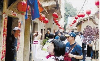 廈門高校學生走近閩台古鎮了解兩岸文化