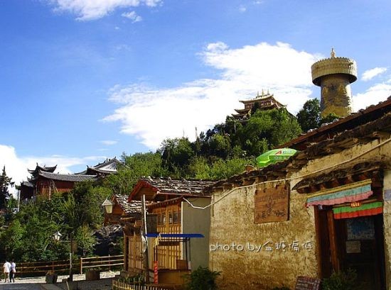 新浪旅游配圖：松贊林寺，在古城哪個角落都能看見 攝影：血糖偏低
