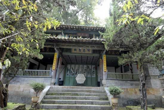 秀山鎮建築