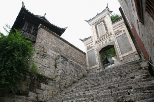 “歪門邪道”裡的古鎮故事