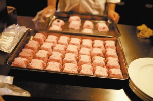 千年古鎮釣饞蟲，不枉吃客走一遭
