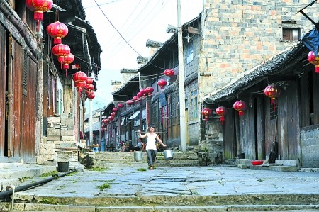 歷史悠久的酉陽縣龍潭古鎮老街 記者 吳珊 攝