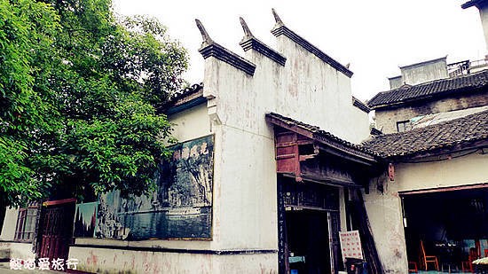 小鎮有兩千年的歷史
