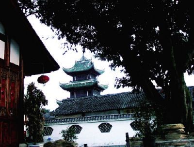 阆中