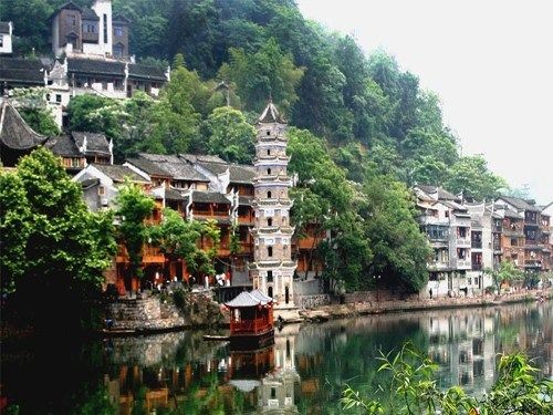 達人指路：暢游鳳凰十大省錢攻略
